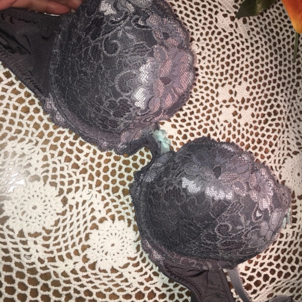 (2) Lace Adore Me Bras Size: 32C - Picture 3 of 7